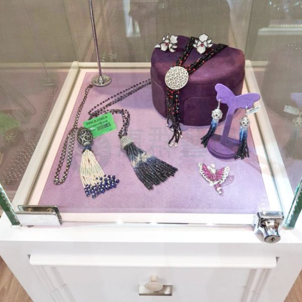 飾品展示A04