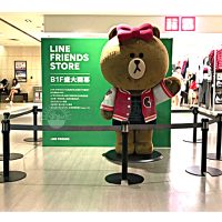 展示用伸縮帶短欄柱(收納功能)