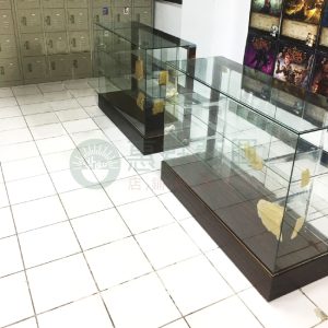 厚底展示玻璃櫃