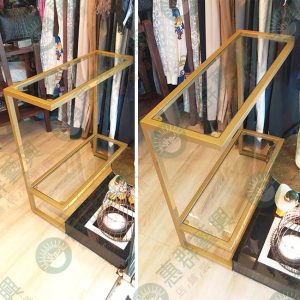 金色C字細框玻璃層板展示台