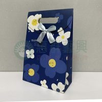 ws HAPPY DAY 白藍花色深藍翻蓋紙袋-大.中 (3)