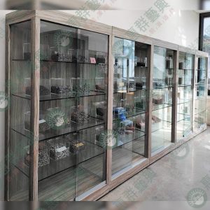 質感木紋框展示玻璃櫃