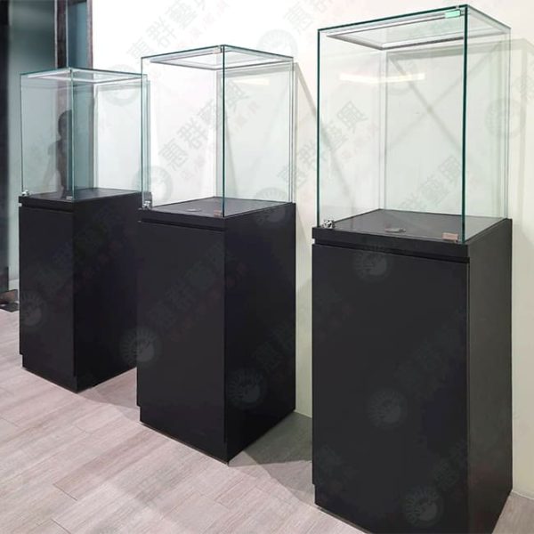 ws黑色無框玻璃展示櫃-04